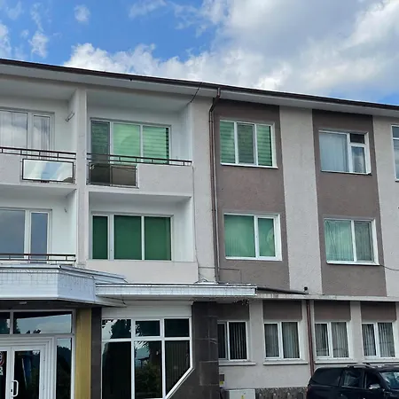 Anstel Apartment *
